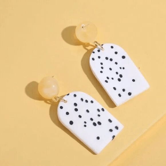 2/$21 Ladies Polka Dot Earrings - Picture 3 of 6